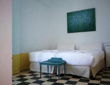 Twin Room with Private Bathroom