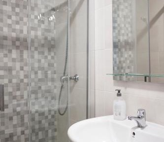 Twin Room with Private Bathroom