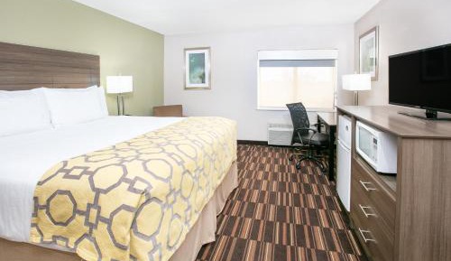 King Room - Non-Smoking