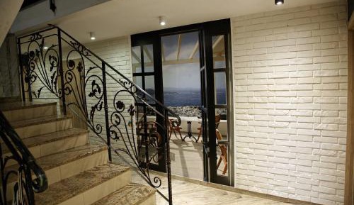 Triple Room with Shared Bathroom