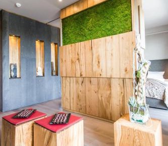 Suite with Steam Bath