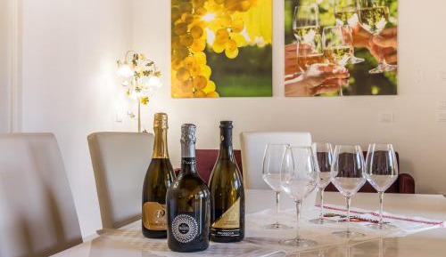 Apartment with Shower