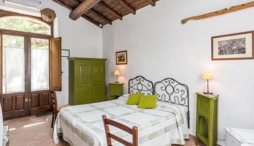 Triple Room with Private Bathroom