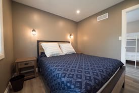 Turkey Point Cabin | Sandpiper- Turkey Point Beach, firepit, parking