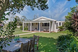 Culburra Beach House | New Barefoot Beach House Absolute Waterfront Bay