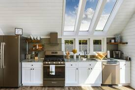 Newbury Cabin | Relaxing Sunapee Overwater Cottage