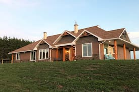 Havre Boucher House | Rest Ashored B and B (Bdrm 1/incl. Full Breakfast)
