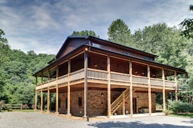 Copperhill Cabin | Canoe Cruise - Luxury on the Ocoee River