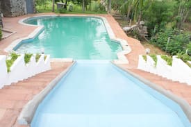 Covelong Beach Villa | 5 elements Themed house by Nahar gardens on ECR