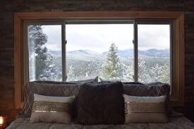 Pine House | Mtn Cabin Tiny House with Epic View! 420 friendly!
