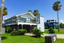 Port Mansfield House | Casa Paradise - Bay View, Private Pool, Tiki Bar