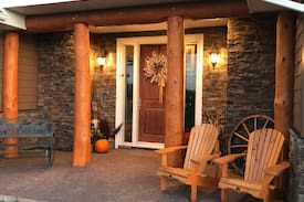 Havre Boucher House | Rest Ashored B and B (Bdrm 1/incl. Full Breakfast)