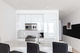 Financial District Apartment | Sonder | Stock Exchange | Sleek 3BR + Lounge