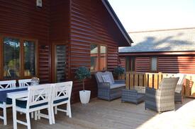 Sewerby Cabin | Folly Lodge a family owned home from home.