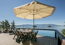 Hope House | Warren Island ~ VERY PRIVATE | Warren Island Cottage| Breathtaking Views. Get Away From It All!