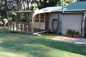 Dwellingup House | Blue Wren Cottage, Dwellingup, WA. Pet friendly.