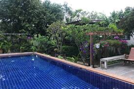 Chakphong House | รีสอร์ทบุษกรการ์เด้นท์ซี (บ้านพักระยอง)