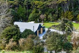 Tawharanui House | Matakana holiday retreat