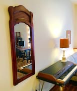 Highland Park Apartment | Charming Highland Park Spacious Studio!