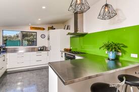 Tawharanui House | Matakana holiday retreat