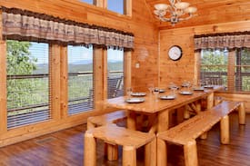 Gatlinburg - Pigeon Forge Cabin | Panoramic Paradise~CLEAN!~Amazing Views~Game Room