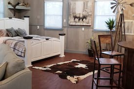 Roswell House | "The Lodge" at Canton St!