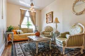 Brooklyn House | Entire Brownstone w. 7 beds, 5 baths, 2 kitchens