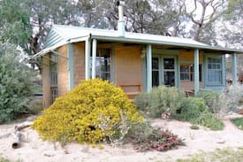 Black Range House | Grampians Grevillea Cottage B'n'B
