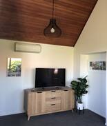 Invercargill House | Cozy Class Act on Anne Street