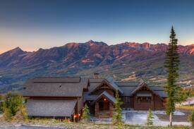 Big Sky House | Valhalla A-LOT like Heaven -Ski in/out Luxury Home