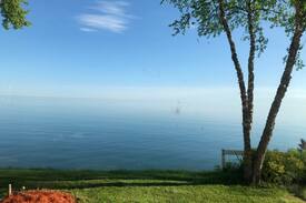 Wilson House | Wilson lakefront on Lake Ontario - Lake View II