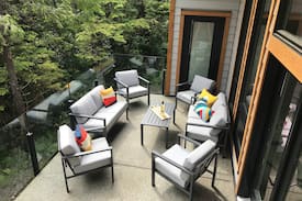 Tofino House | The Spot on Cox Bay -3 minute walk to the beach
