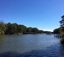 Kilmarnock House | House with pool on Barnes Creek near Fleets Bay