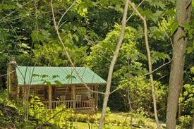 Leicester Cabin | STAR HAVEN LODGING- ASHEVILLES AUTHENTIC LOG CABIN