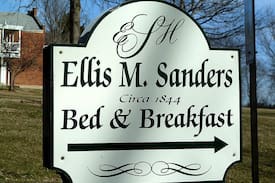Nauvoo Bed & Breakfast | Ellis Sanders B&B King Suite 1840's Nauvoo home!