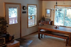 Serene Lakes Cabin | Hemlock Hideaway-Your Escape from 'Real Life'