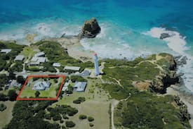 Surf Coast Cabin | The Lighthouse Cottage, Aireys Inlet