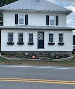 Upper Tract House | Pappy's Place at Smoke Hole