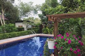 Chakphong House | รีสอร์ทบุษกรการ์เด้นท์ซี (บ้านพักระยอง)