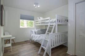 Huntsville Cabin | Still Bay Cottages - Full Resort for 29 Guests