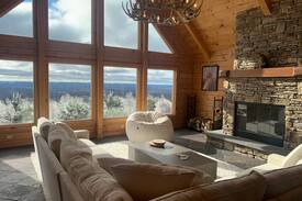 Port Jervis Villa | The Hidden Chalet in the Sky