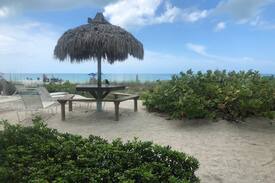 Holmes Beach Apartment | Coconuts Beach Resort 108 Beach Front