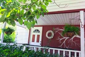 Warrenville Cabin | The Treehouse Cottage, Aiken SC