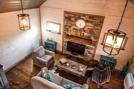 Old Washington Cabin | Wooly Bear Cabin-Secluded-5 Minutes From Salt Fork