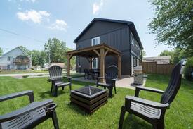 Turkey Point Cabin | Sandpiper- Turkey Point Beach, firepit, parking