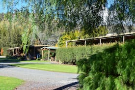 Little River Cabin | LITTLE RIVER LOG CABINS