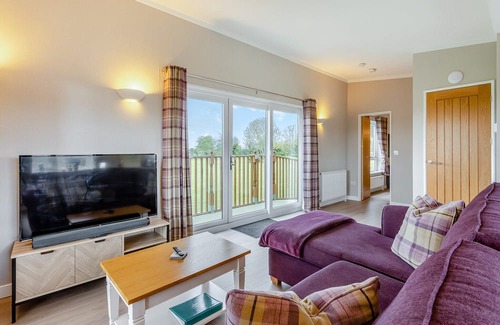Wisbech Cabin | 1 bedroom accommodation in Three Holes, Nr Downham Market