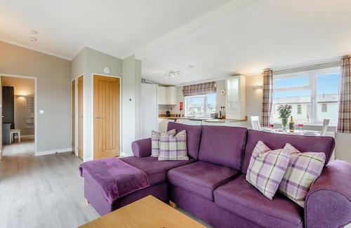 Wisbech Cabin | 1 bedroom accommodation in Three Holes, Nr Downham Market