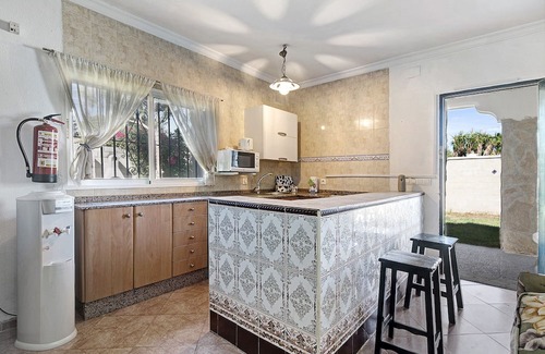 Los Franceses-la Vega House | Vacation Home 'Casa Manoli Chiclana' with Private Terrace