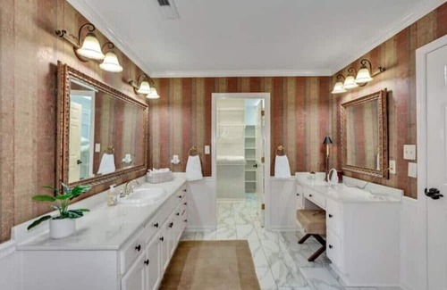 Brownsboro House | Southern Pecan Hideaway - Luxury Home